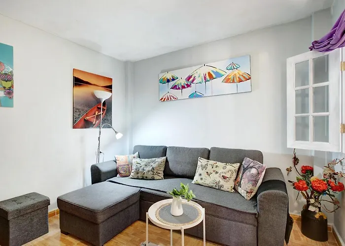 Casa Rural El Arbol Hotel *