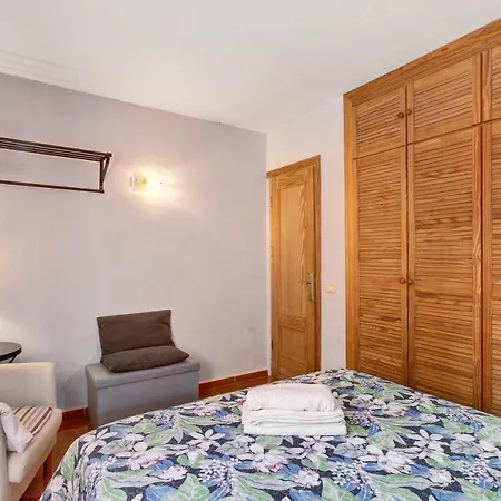 Casa Rural El Arbol ホテル Almáciga